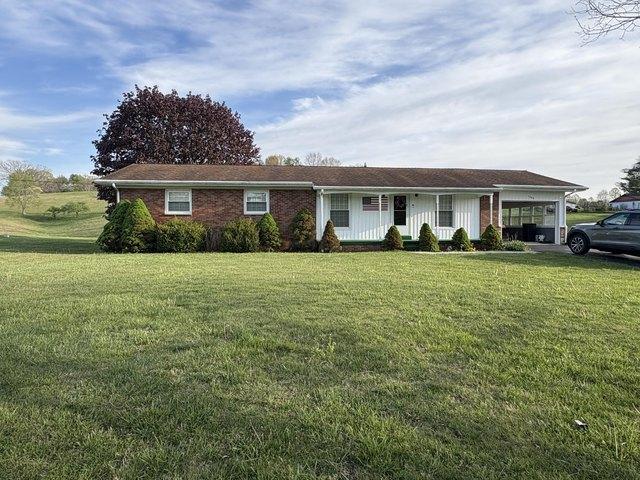 House for sale in Canvas, West Virginia