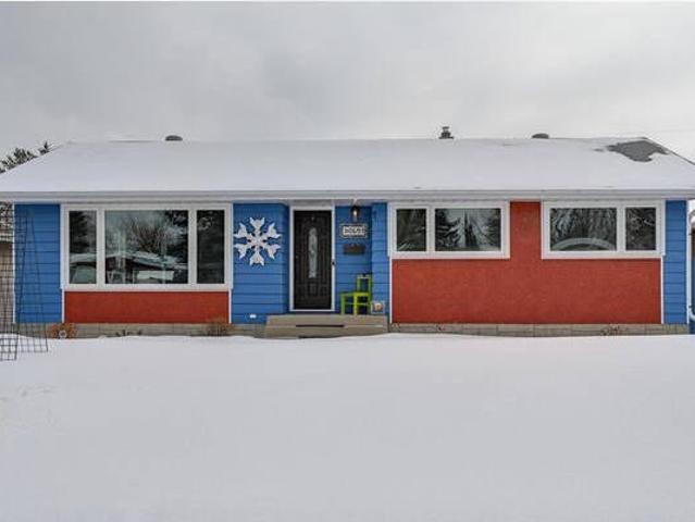 House for sale in Edmonton