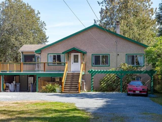 House for sale in Saltair, British Columbia