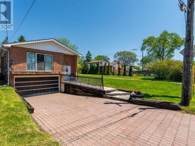 House for sale in Mississauga, Ontario