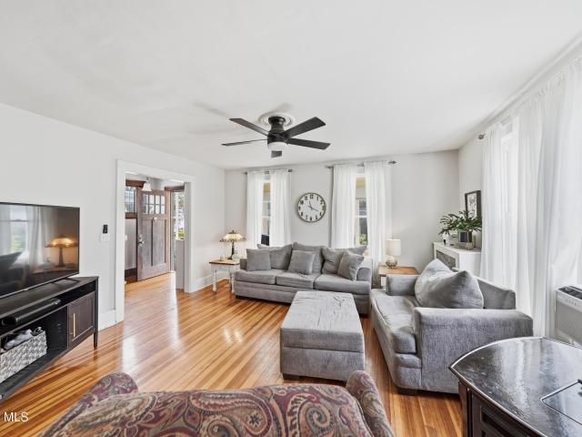 House for sale in Niskayuna, New York