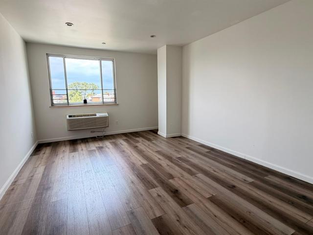 Property for rent in Queens, Arverne