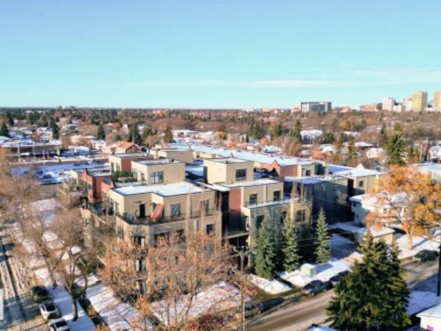 Condo for sale in Parkallen, Edmonton