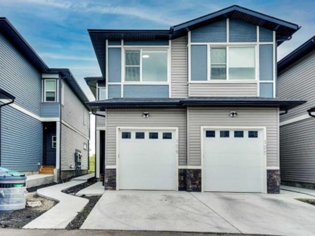 Townhouse for sale in Northwest, Alberta
