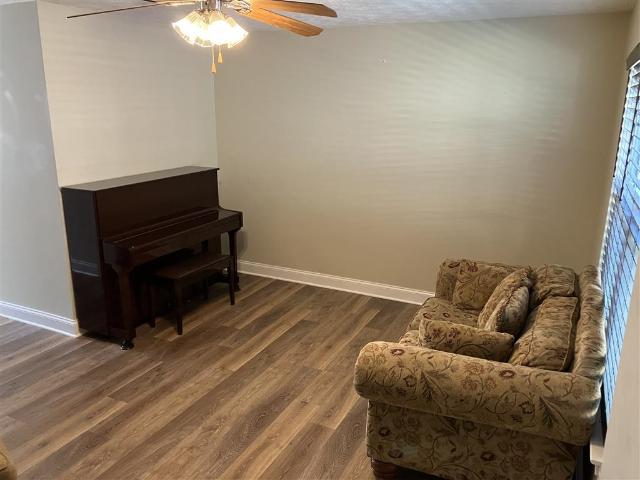 Townhouse for sale in Grottoes, Rockingham County