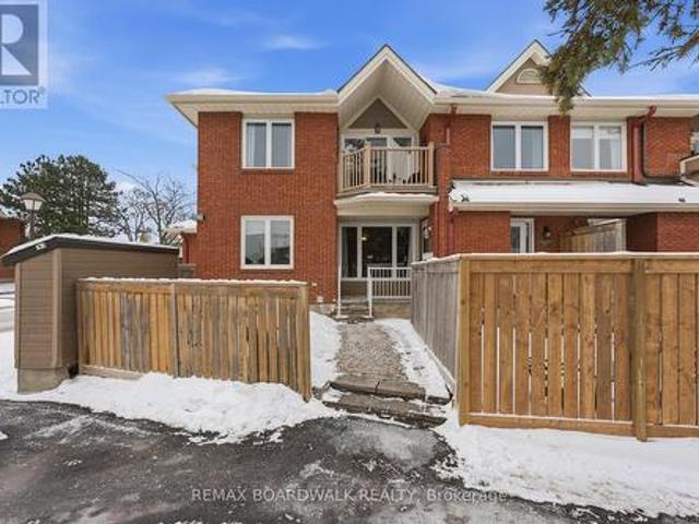 Townhouse for sale in Mulhurst Bay, Ontario