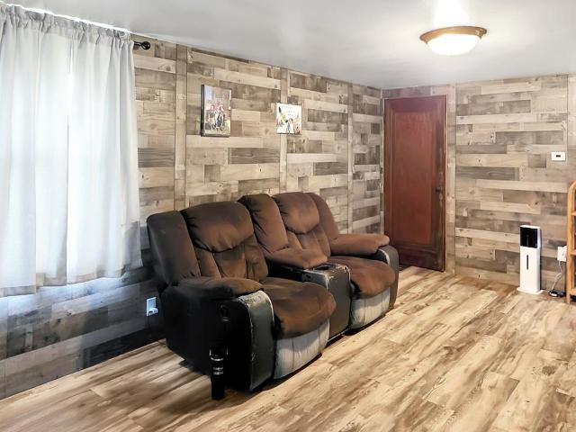 House for sale in Darfur, Minnesota
