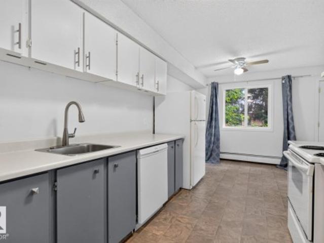 Condo for sale in Woodvale, Edmonton