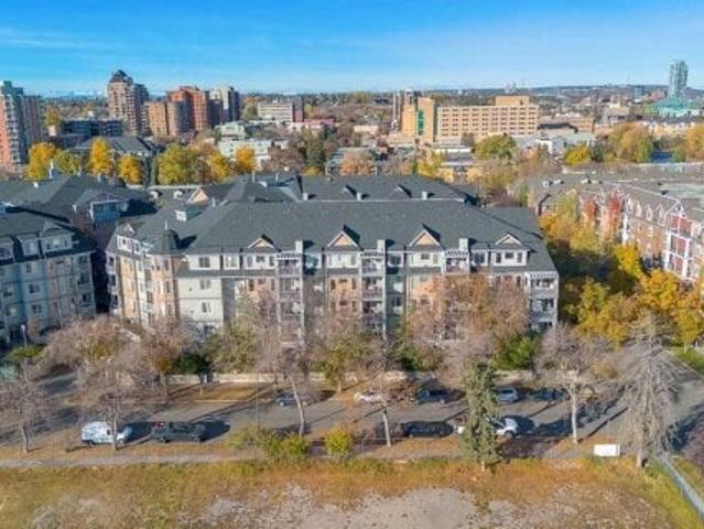 Apartment for sale in Northwest, Alberta