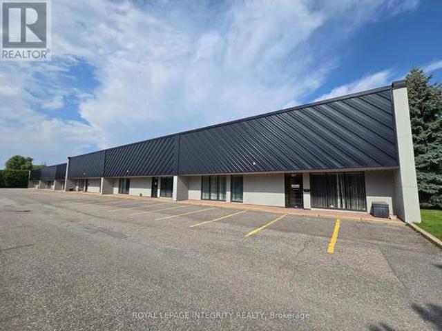 Commercial for rent in Gloucester-Southgate, Ottawa