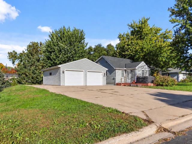 House for sale in Dundas, Rice County