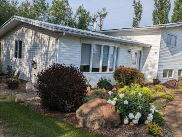 House for sale in Calahoo, Alberta