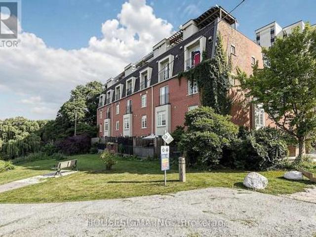 Townhouse for sale in York South—Weston, Toronto