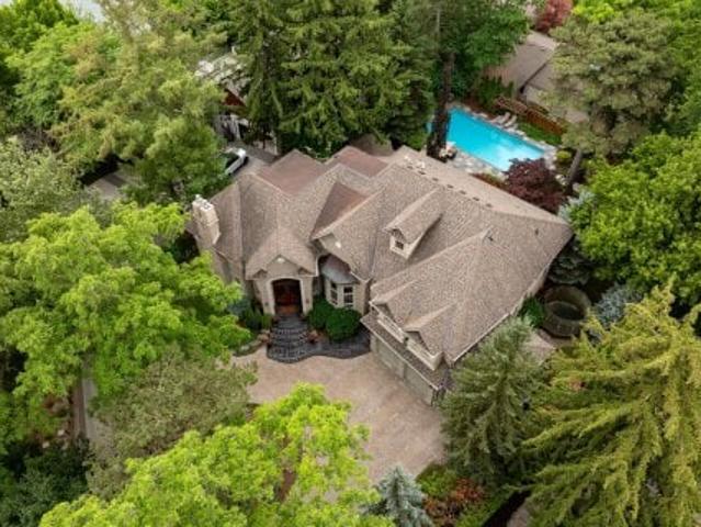 House for sale in Burlington, Ontario