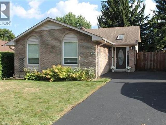 House for sale in Ancaster, Ontario