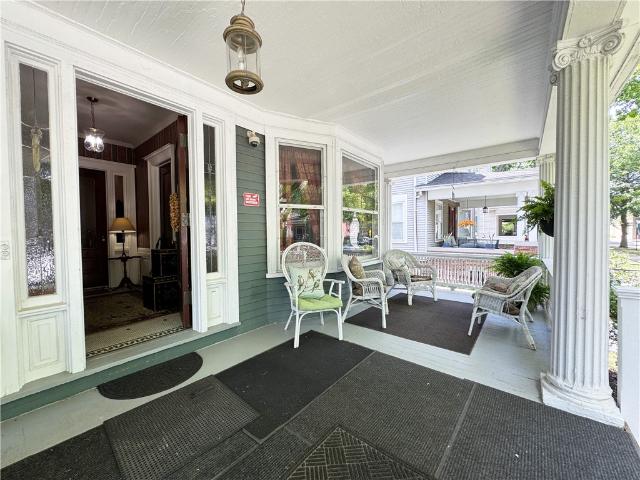 House for sale in Oak Hill, New York