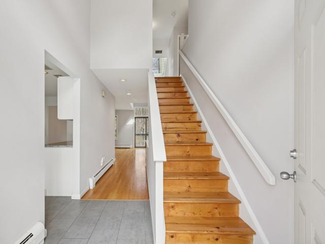 Townhouse for sale in Norwood