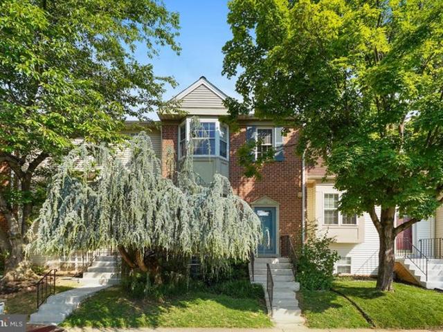 Townhouse for sale in Gaithersburg, Maryland