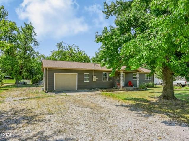 House for sale in Duenweg, Missouri
