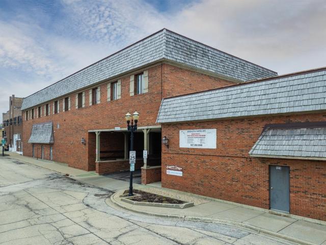 Commercial for sale in Barrington, Illinois