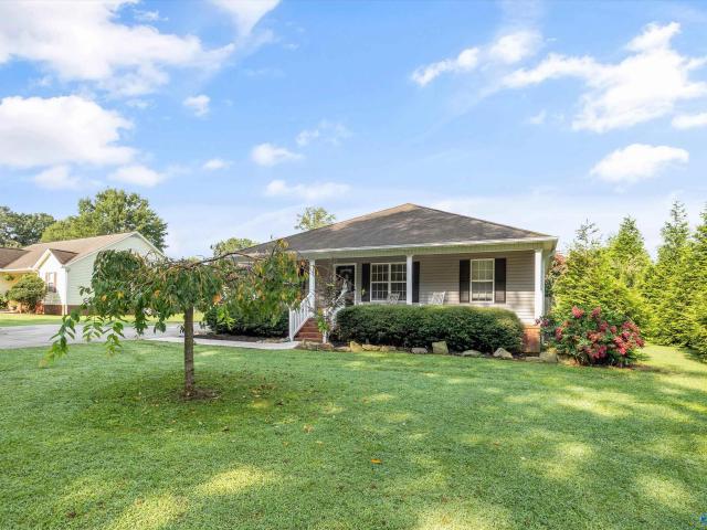 House for sale in Arab, Alabama