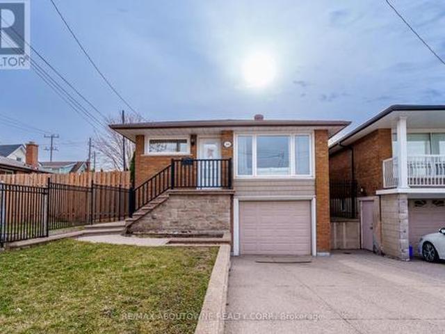 House for sale in Ancaster, Ontario