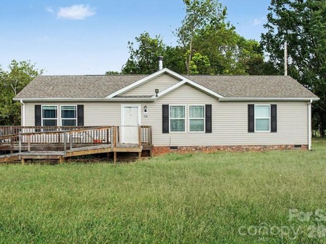 House for sale in Celeste Hinkel, Statesville