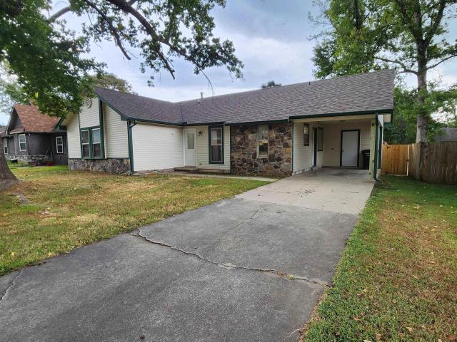 House for sale in Ark