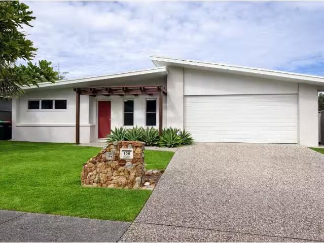 House for rent in Emerald Beach, New South Wales