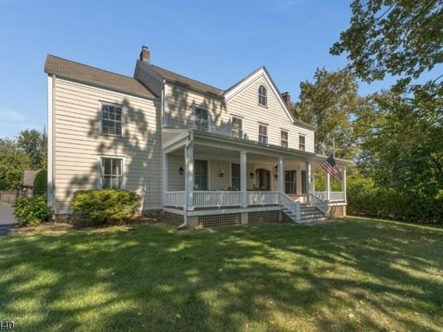 House for sale in Lebanon, New Jersey