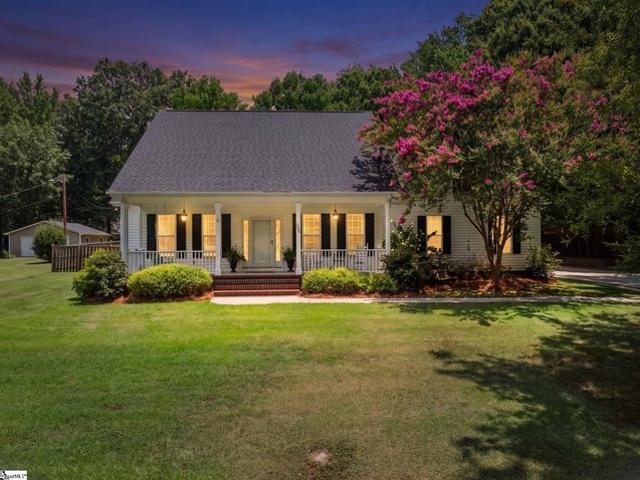 House for sale in Simpsonville, South Carolina