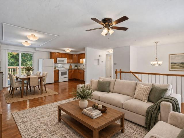 House for sale in Kilarney Woods, Cary