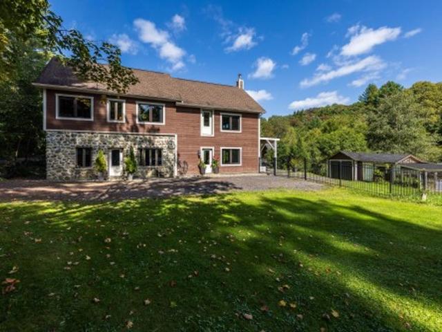 House for sale in Memphrémagog, Quebec