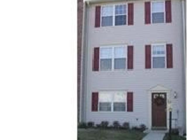 Townhouse for sale in Virginia