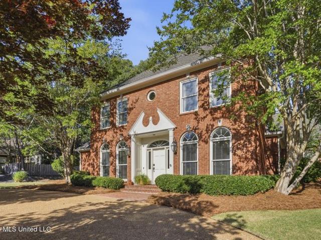 House for sale in Ridgeland, Mississippi