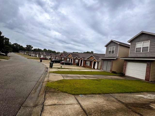 Townhouse for sale in Enterprise, Alabama