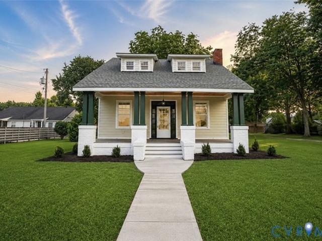 House for sale in Town of Surry Historic District, Surry