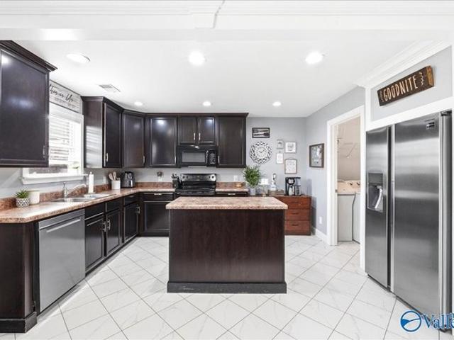 House for sale in Owens Cross Roads, Alabama