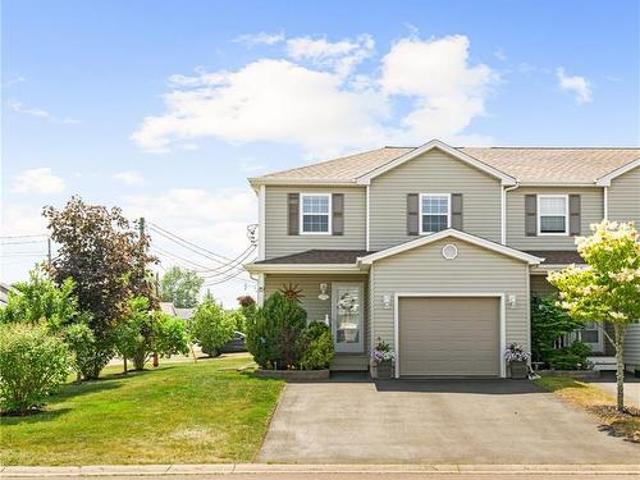 Condo for sale in Dieppe