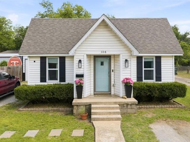 House for sale in Pauls Valley, Oklahoma