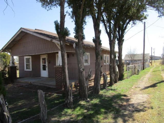 House for sale in Electra, Texas