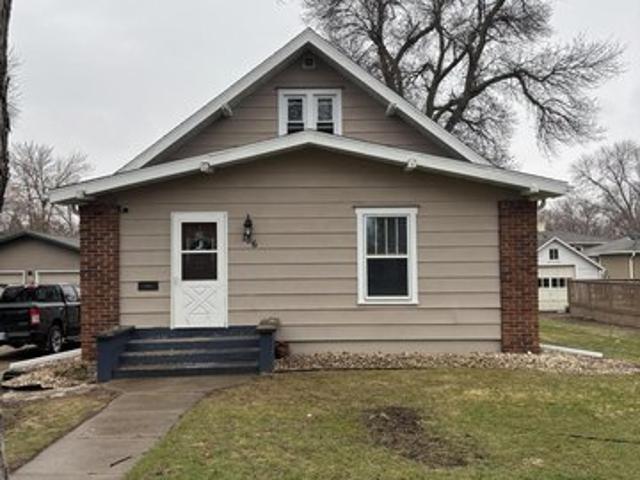 House for sale in Milbank, South Dakota