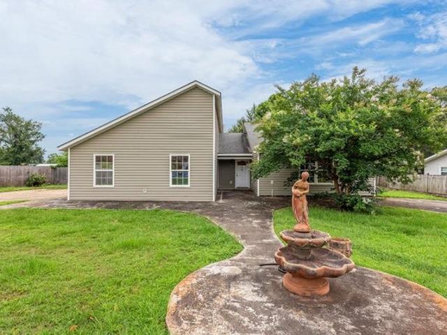 House for sale in Enterprise, Alabama