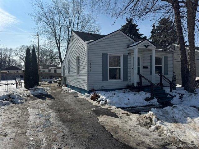 House for sale in Pontiac, Michigan