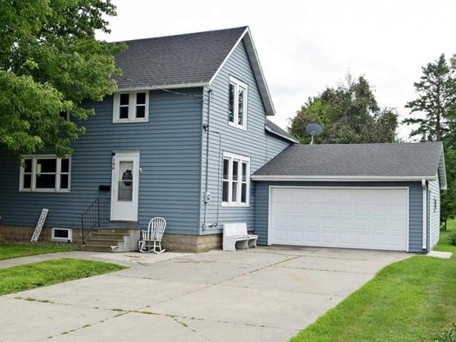 House for sale in Stacyville, Iowa