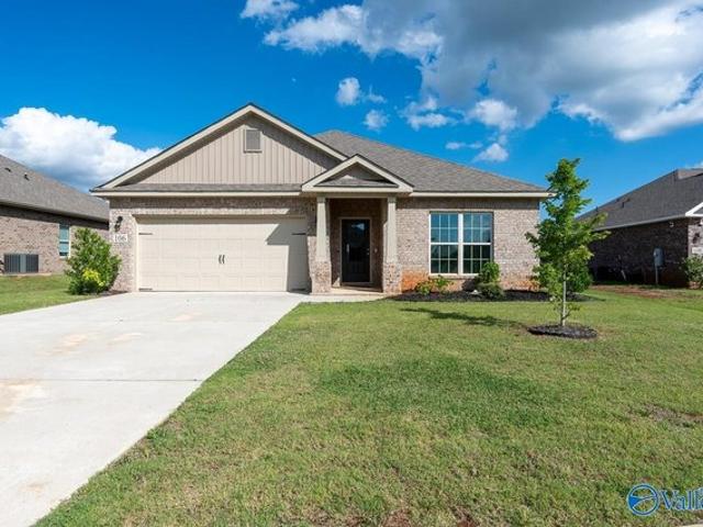 House for sale in New Market, Alabama