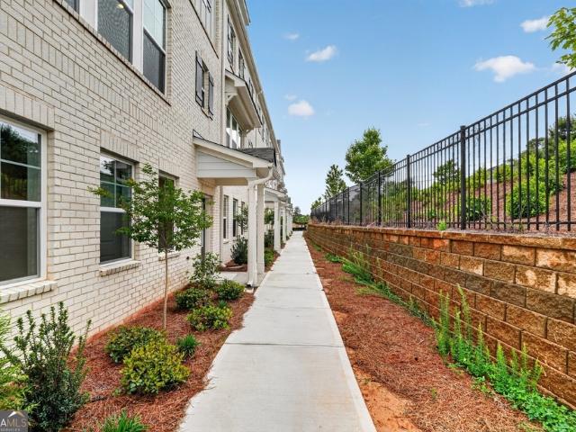 Townhouse for sale in Tucker, Gwinnett County