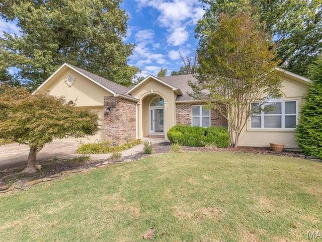 House for sale in Poplar Bluff, Butler County