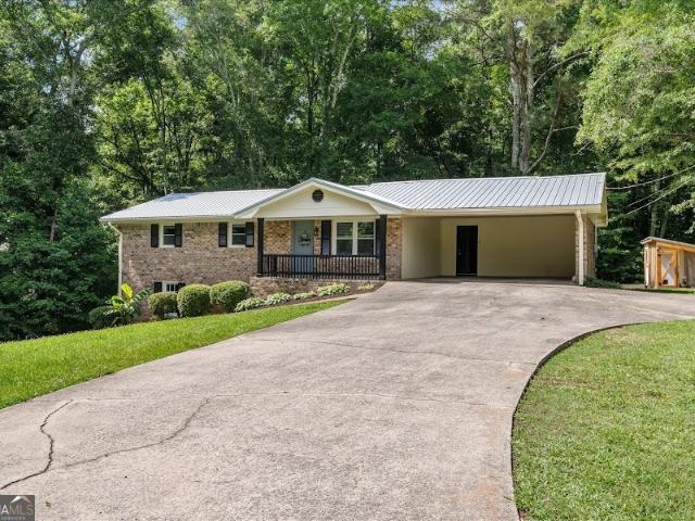 House for sale in Bowdon, Georgia