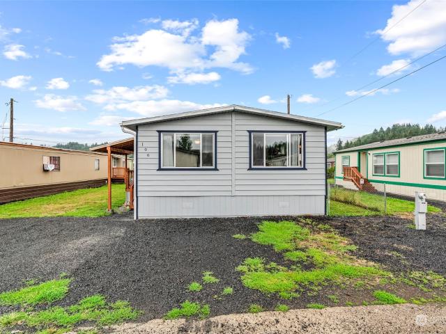 House for sale in Centralia, Washington